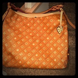 Dooney & Bourke purse